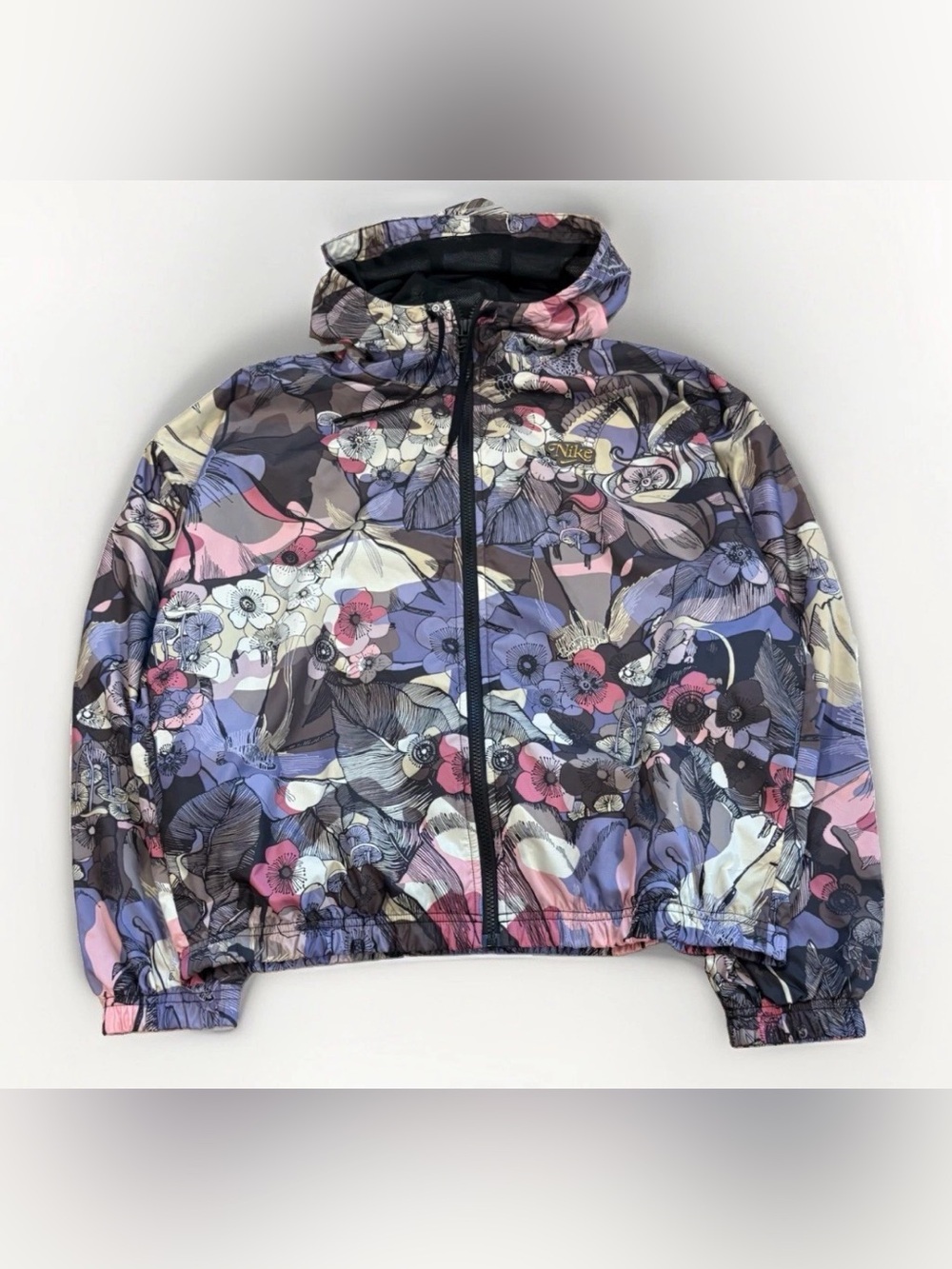 The Nike Sportswear Femme Windbreaker Jacket Size Small Mesh Lined Floral